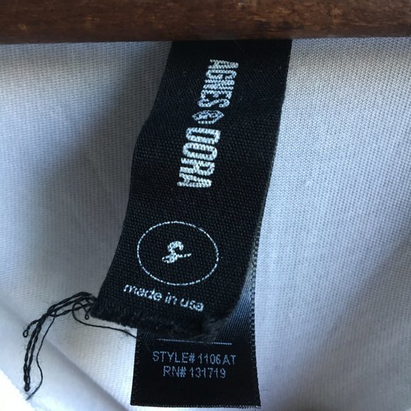 ⚪ Agnes & Dora super soft white basic tee - Picture 3 of 13